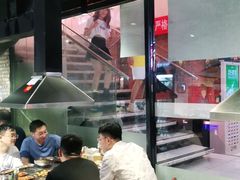 大堂-马路牙子地桌烤肉(工体店)
