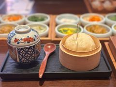 -银米·云南传统过桥米线(双廊黑金冠店)