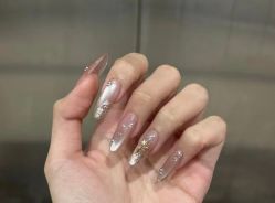 -桃色美甲沙龙