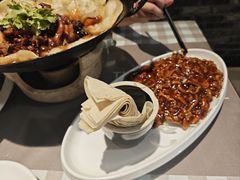 -百味地锅鸡(二店·财校分店)