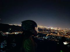 -鬼笑石后山停车场