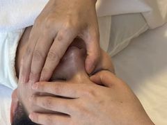 -修申骨雕小颜脊柱骨盆管理产后修复