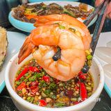 三亚探店‖萌哒哒椰子鸡不新鲜不上桌