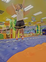 -莫莉幻想儿童乐园(三河燕郊永旺店)
