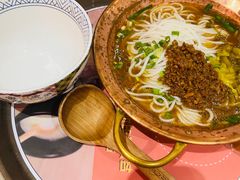 -妈妈故事米线(市府恒隆店)
