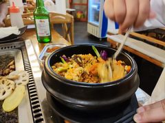 -仨仨米炭火烤肉