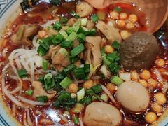 -魔都三兄弟酸辣粉·蘸卤炸串(虹桥万科店)