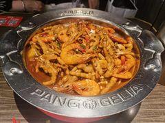 -胖哥俩肉蟹煲(湖滨银泰in77店)