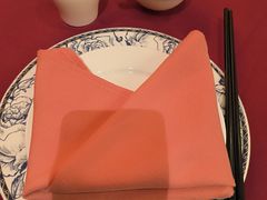 餐具摆设-梅龙镇酒家(南京西路总店)