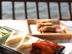 杭式香酥肉配薄饼-柳莺湖上·湖景餐厅·江南菜(西湖店)