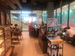 -星巴克臻选(北京太阳宫凯德店)