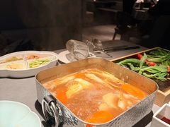 -左庭右院鲜牛肉火锅黑金店(陆家嘴中心店)