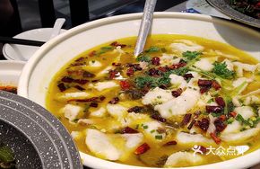 Sour Cabbage Fish Head Hot Pot