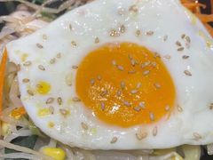 传统石锅拌饭-唯成•韩国炭火烤肉 유성고기