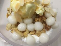 焦糖杏仁优酪雪-满记甜品(巴黎春天宝山店)