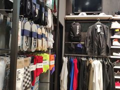 -ABC MART(心斎橋店)