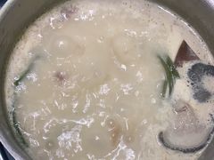 -红鼎豆捞·非遗鲍皇汤火锅(宝丰路店)