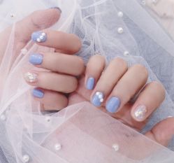 -纤指百魅美甲美睫