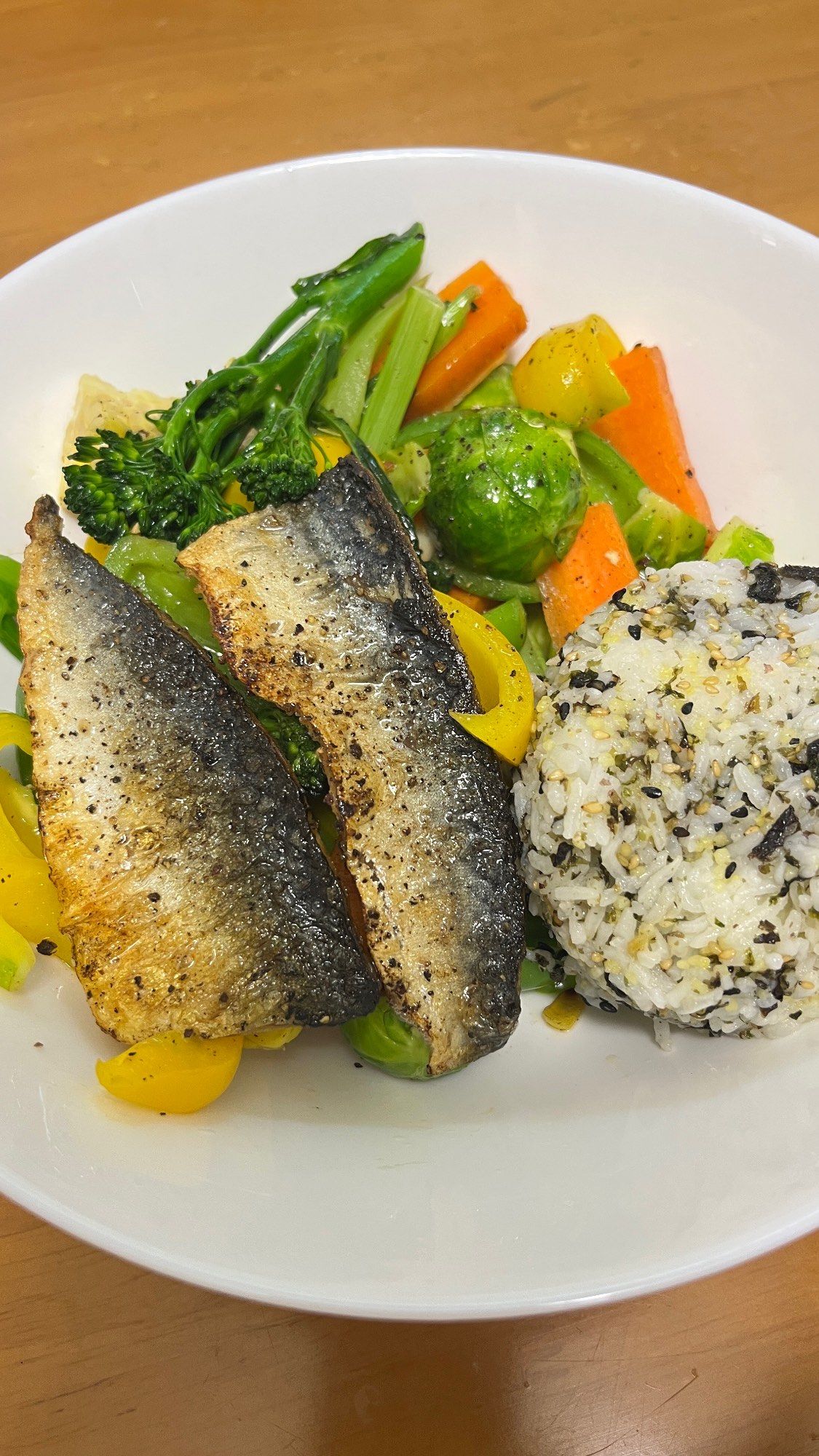 清新午餐鱼蔬配