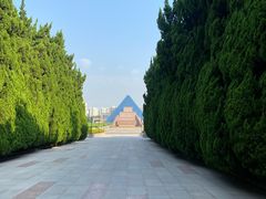 -上海市龙华烈士陵园