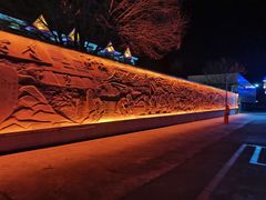-布尔津河堤夜市