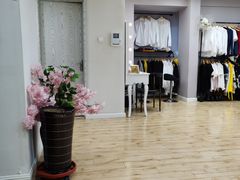 -花儿照相馆·最美证件照(红旗街万达店)
