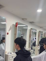 -米娜护肤造型
