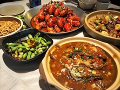 -巴厘龙虾·榜首油焖大虾(音乐学院·沿江酒馆店)