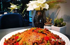 Crispy Chicken Gizzard with Rice Noodles