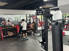 -坚果健身24小时工作室(定西路店)