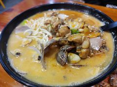 海鲜牛蛙面-台州老六海鲜面馆(上南总店)
