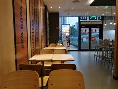 用餐区-汉堡王(下沙银泰店)