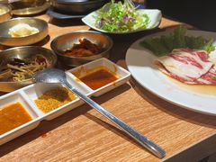 -弘益铭家九炙社韩国烤肉料理(尚美店)