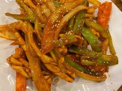 铁板鱿鱼-喇喇排骨火锅·传统韩式脊骨汤(望京西园总店)