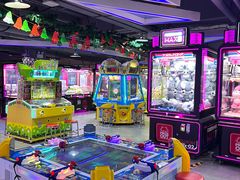 -嗨翻Hi-Fun竞技主题乐园·蹦床亲子生日轰趴(国光1937店)