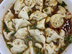 酸汤牛肉水饺-回坊马二饺子馆