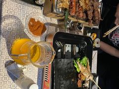 -云晓光头烧烤吧(盛夏店)