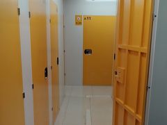 -安东易迷你自助仓储寄存仓库(杨浦店)