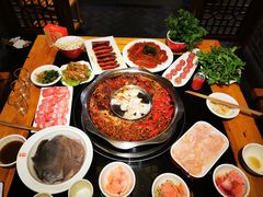 鸳鸯三鲜锅底-锅首鲜品火锅(鸳鸯店)