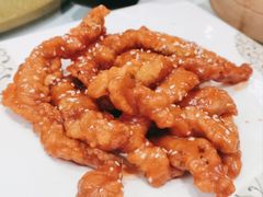 糖醋里脊-乾隆美食·本帮菜(黄河路店)