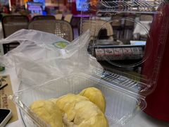 -刘姐啤酒鱼民族演艺餐厅(西街总店)