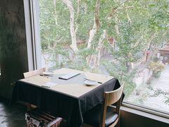 -穹六人间 people 6(岳阳路店)