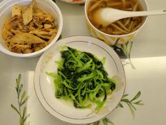 -苏州雏渐肥月嫂