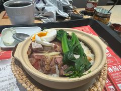 -华记煲仔华·煲仔饭(市桥易发店)