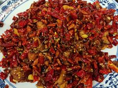 -黄桷树曹家私房菜(江与城店)
