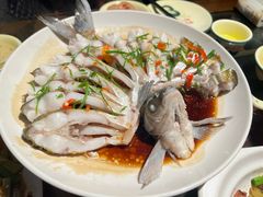 开屏清蒸武昌鱼-老宅藕香·湖北菜·非遗藕汤·武昌鱼(黄鹤楼景观店)