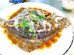 -覃记海鲜美食餐厅