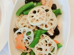 -紫东阁酒楼·中餐厅(东方广场假日酒店)