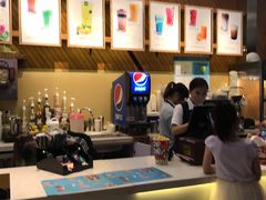 -大光明丽星VIP影城(昌里路杜比全景声店)