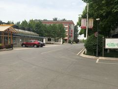 -万源龙顺度假庄园生态观光园